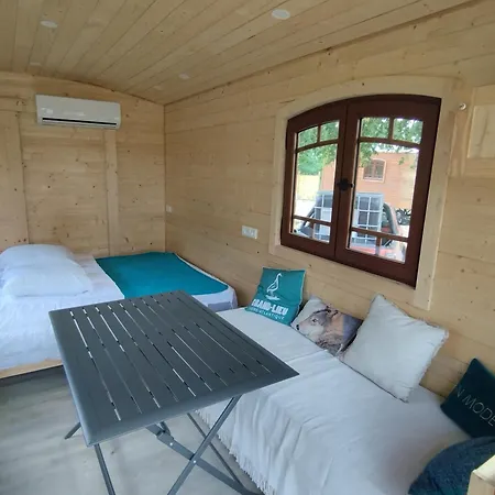 Roulotte Confort à La Ferme Apartamento *