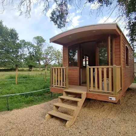 Apartament Roulotte Confort A La Ferme Saint-Lumine-de-Coutais